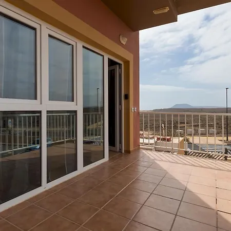 Home2book Modern With Pool In * كوراليهو