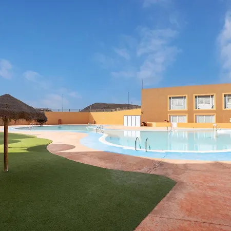 Home2book Modern With Pool In Apartment